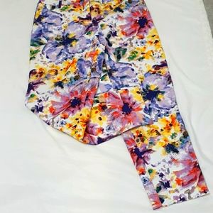 Essentials by Sioni Floral Pants Size 10